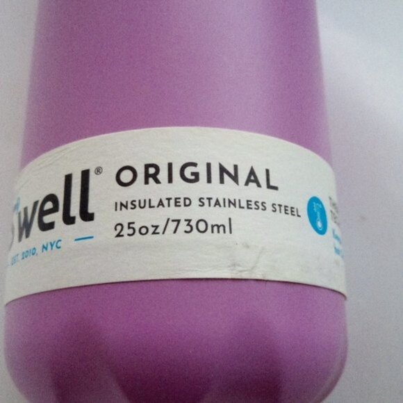 Swell Original Insulated Pink Stainless Steel Beverage Bottle 25 oz / 730ml NWT - Picture 8 of 8